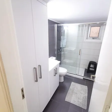 Beach-a-holic Apartment, 2 Min Distance From Marina Apartment *