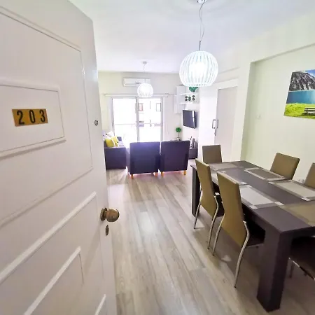 Beach-a-holic Apartment, 2 Min Distance From Marina
