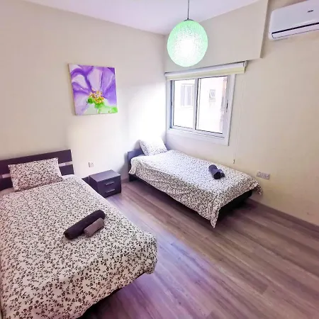 Beach-a-holic Apartment, 2 Min Distance From Marina Apartment *