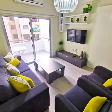 Apartment Beach-a-holic Apartment, 2 Min Distance From Marina